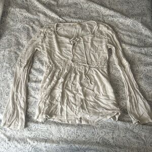 Hollister Cream Long Sleeve Blouse